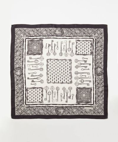 1/21までの掲載ダブルスタンダードクロージング ミンクポンチョ 1/21までの掲載ダブルスタンダードクロージング ミンクポンチョ