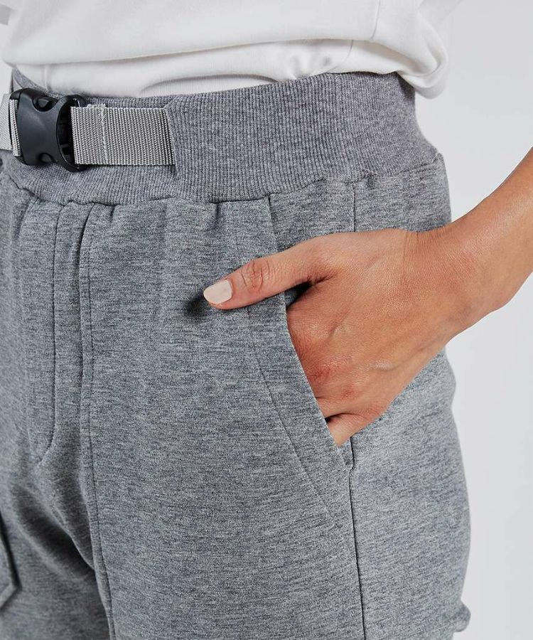 ESSENTIAL / ストレッチ裏毛パンツ ESSENTIAL Night STORE