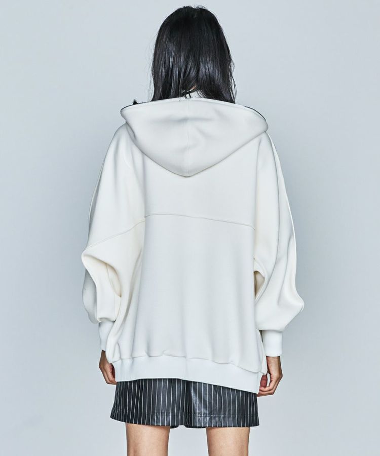 ESSENTIAL / ビッグシルエットパーカー ESSENTIAL Night STORE