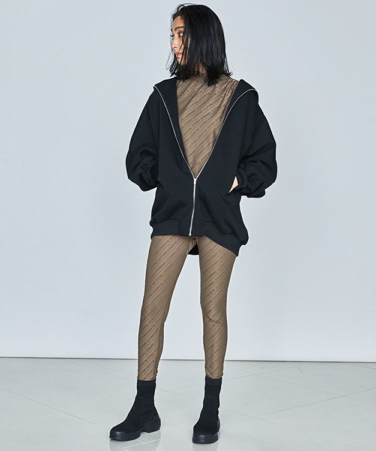 ESSENTIAL / ビッグシルエットパーカー ESSENTIAL Night STORE