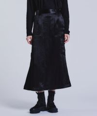 ブラック