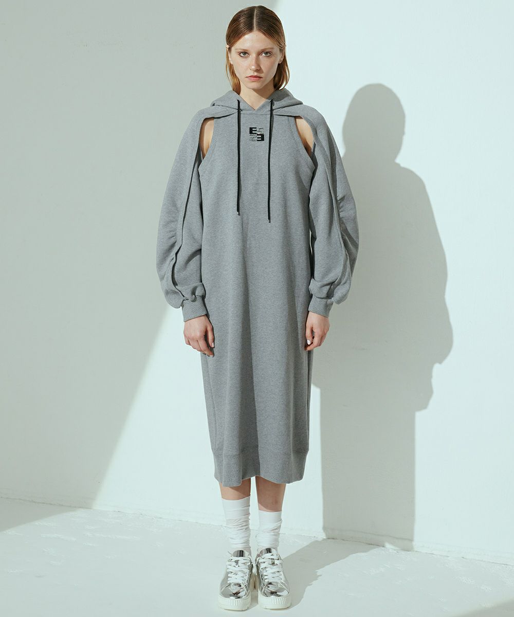 ESSENTIAL / カットアウトフーディワンピース ESSENTIAL Night STORE 