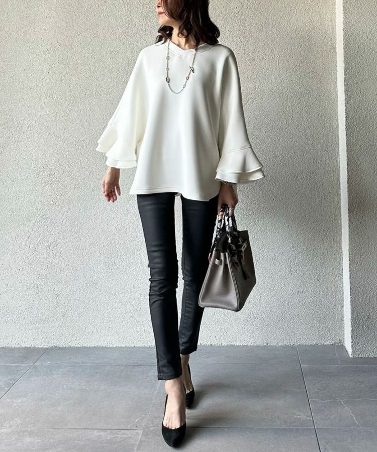 Olive【新品】AKKO × DSC / エアロダンボールポンチョ 黒 AKKO×DSC / エアロダンボールポンチョ（WEB限定） TOPS Night STORE