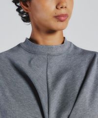 送料込★★Slm Essential ノースリーブTシャツ ESSENTIAL / ツイストノースリーブトップス(SALE) ESSENTIAL