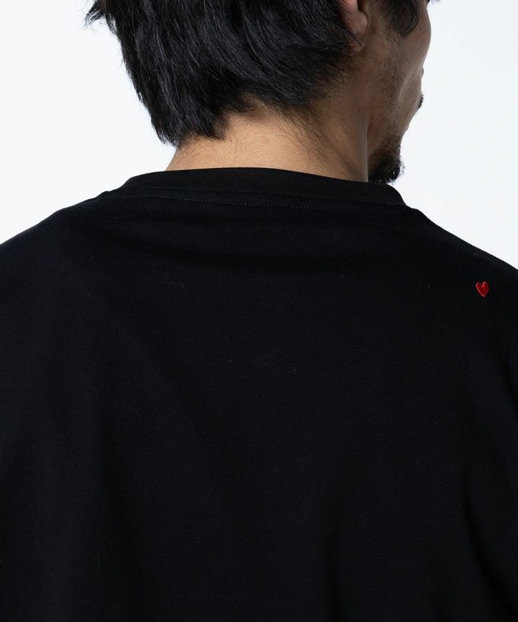 D/him エンボスロゴ天竺Tシャツ TOPS Night STORE | ダブル