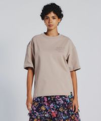 DSC / 筆記体DSロゴ刺繍Tシャツ TOPS Night STORE | ダブル