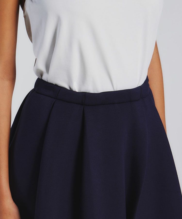 ESSENTIAL / ダンボールフレアスカート ESSENTIAL Night STORE