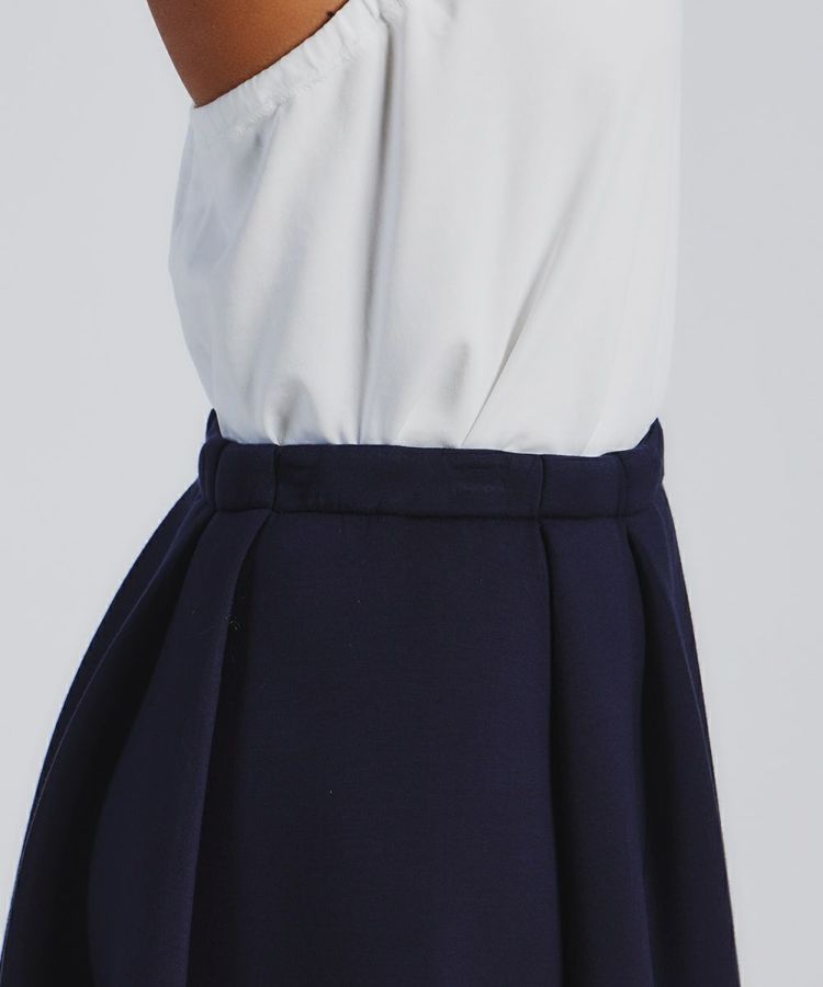 ESSENTIAL / ダンボールフレアスカート ESSENTIAL Night STORE