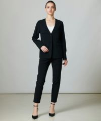 ステゥディオス ウォッシャブルノーカラージャケット S 黒 ストレッチ 日本製 セール】 〔 Sサイズ 〕 【2WAY】ストレッチフラノ ノーカラー