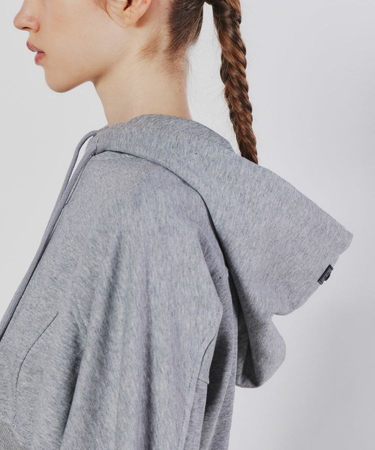 ESSENTIAL / ライト裏毛ショートパーカー ESSENTIAL Night STORE