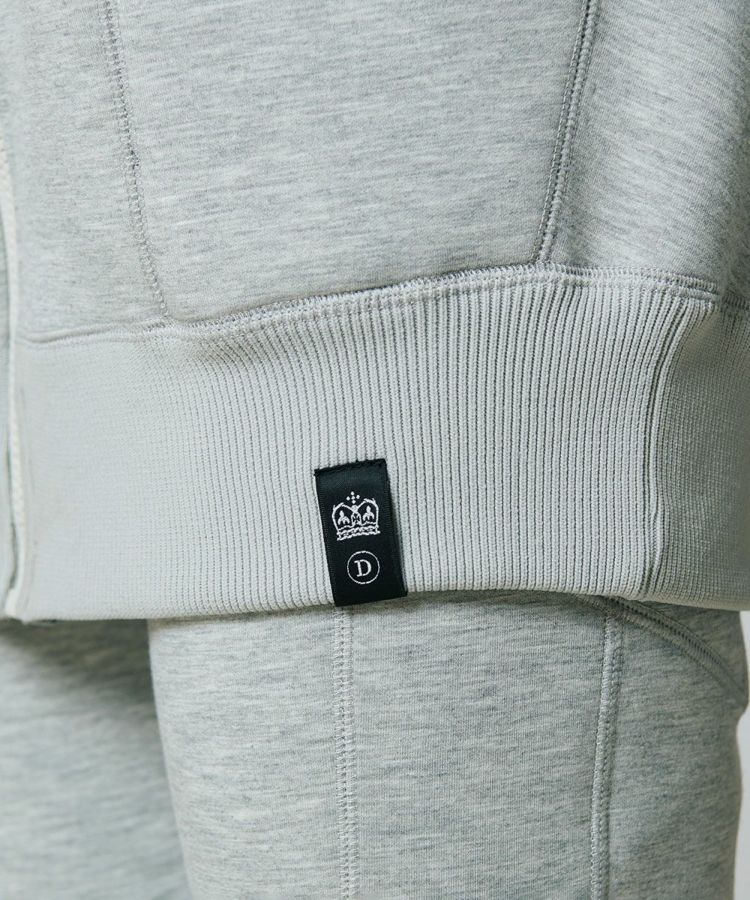 ESSENTIAL / ビッグシルエットパーカー ESSENTIAL Night STORE