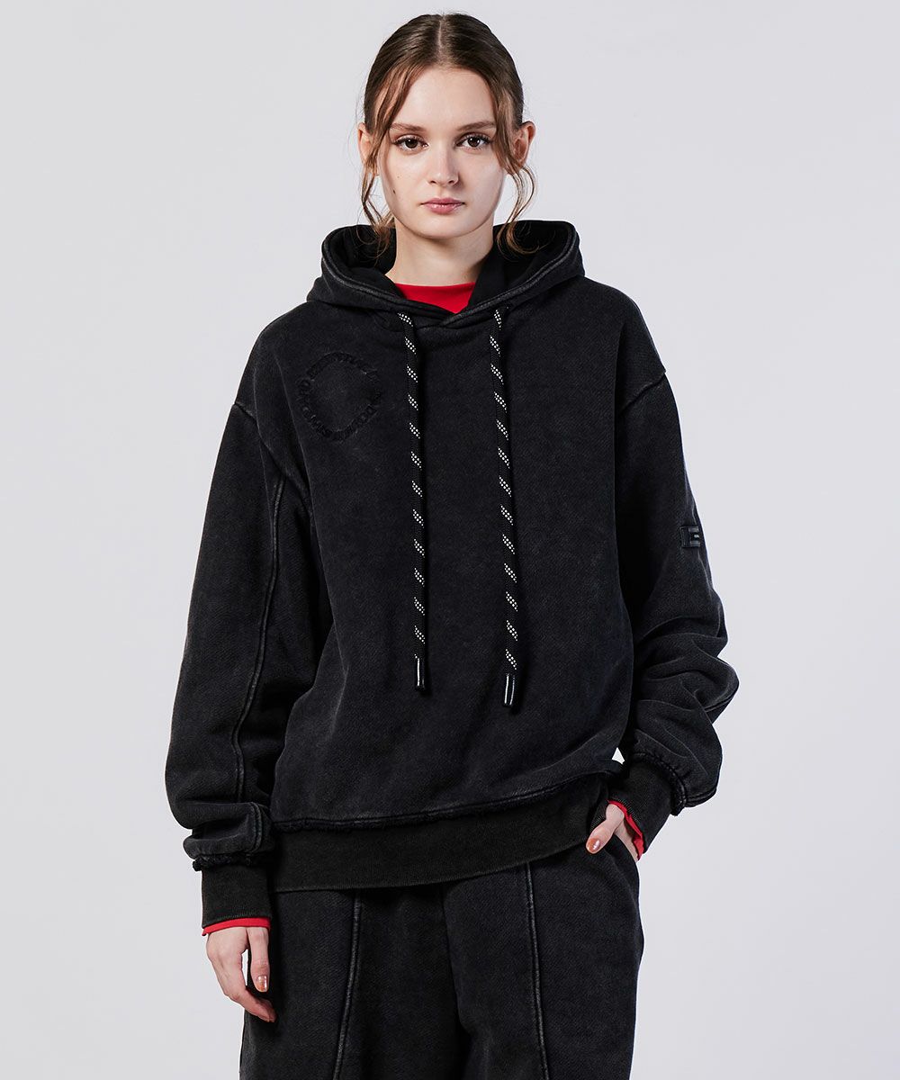 ESSENTIAL / ウォッシュ加工ボリュームフーディ TOPS Night STORE 
