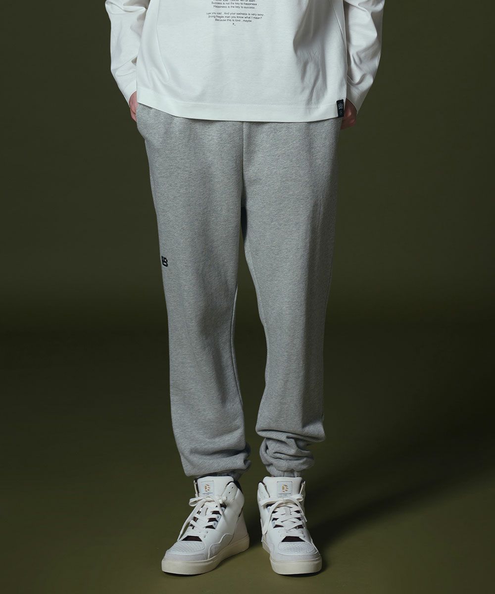 D/him ESSENTIAL 裏毛ロゴスウェットパンツ BOTTOMS Night STORE 