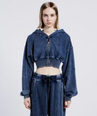 DOUBLE STANDARD  ESSENTIALロゴエンボスショートパーカー GRL - ○GRL○ エンボスロゴショート丈パーカー×ワイドパンツ