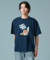 ネイビー