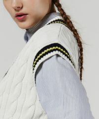DOUBLE STANDARD CLOTHING - ダブルスタンダードクロージング　Vネックニットベスト DOUBLE STANDARD CLOTHING SALE50%OFF ダブルスタンダード