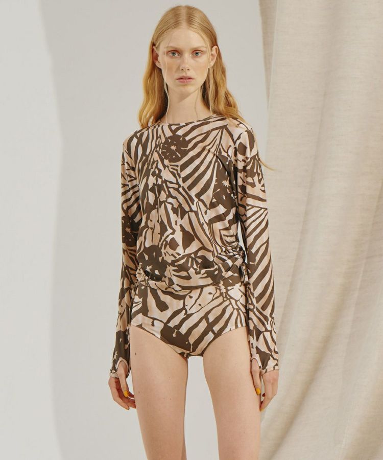 ベージュ×ブラウン