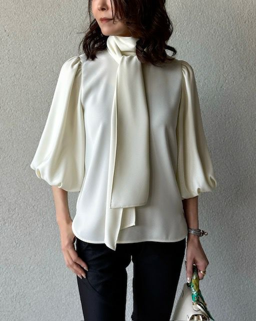 AKKO×Sov. / ボウタイパフスリーブブラウス（WEB限定） TOPS Night  