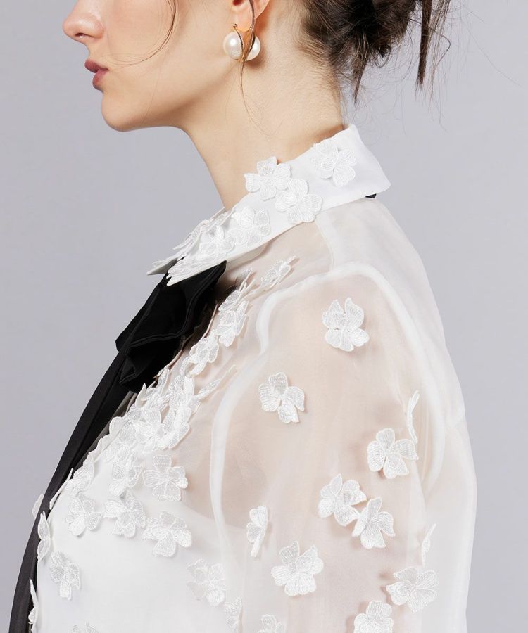 セール Sov. / オーガンジーフラワーボウタイシャツ