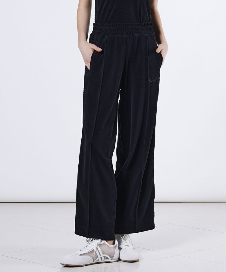 ESSENTIAL / マイクロZパイルパンツ BOTTOMS Night STORE