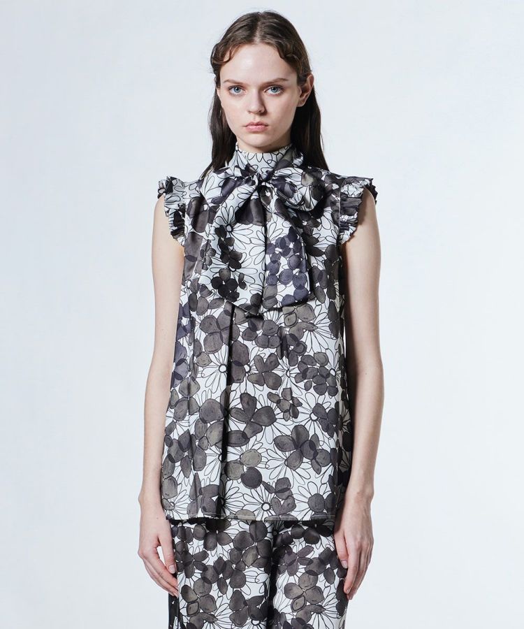 オフｘカーキフラワー