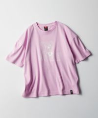 ピンク