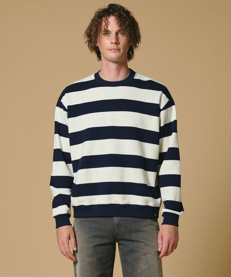 ネイビー×オフ