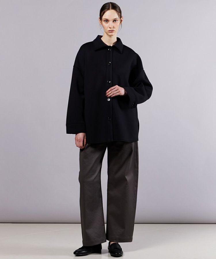 美品 ダブルスタンダードクロージング モノフィラエアクッション ロゴプリント 美品 ダブルスタンダードクロージング モノフィラエアクッション ロゴ