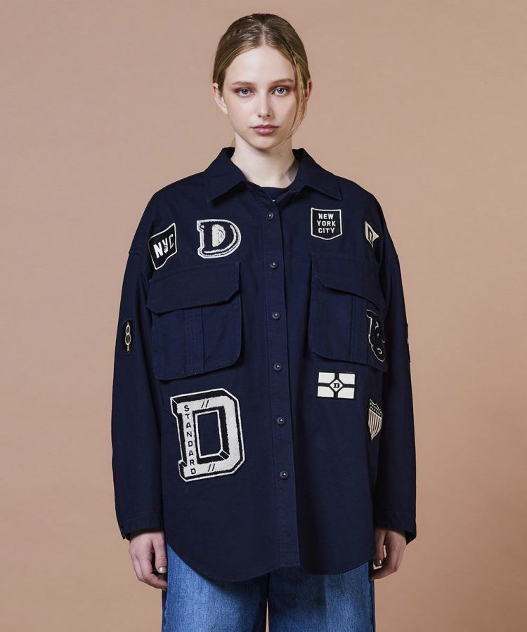 ダークネイビー