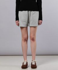 ESSENTIAL / ロゴ裏毛ショートパンツ BOTTOMS Night STORE