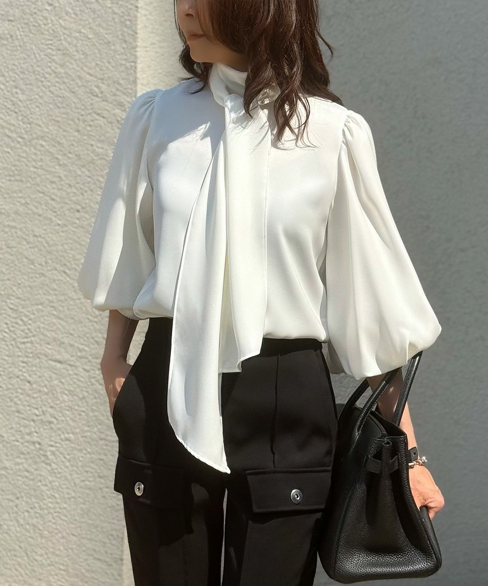 AKKO×Sov. / ボウタイパフスリーブブラウス（WEB限定） TOPS Night  