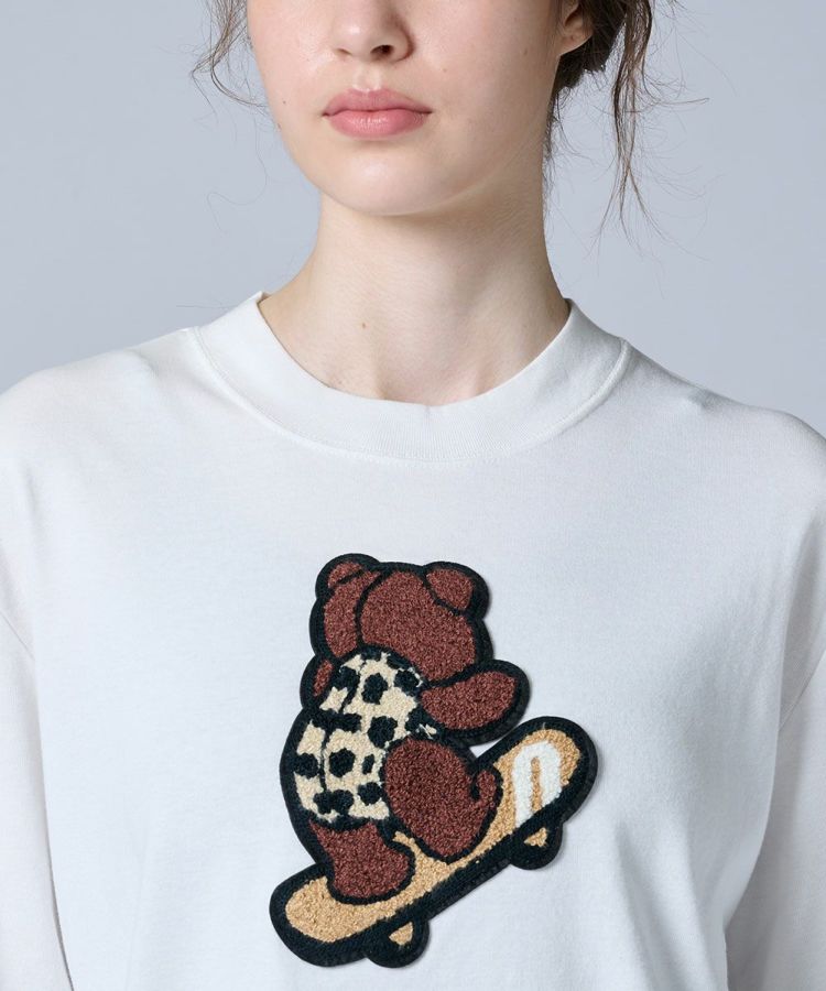 【ダブルスタンダードクロージング】ベア ワッペン スケボ ロンT 長袖Tシャツ白 2480726556.jpg?1736650867
