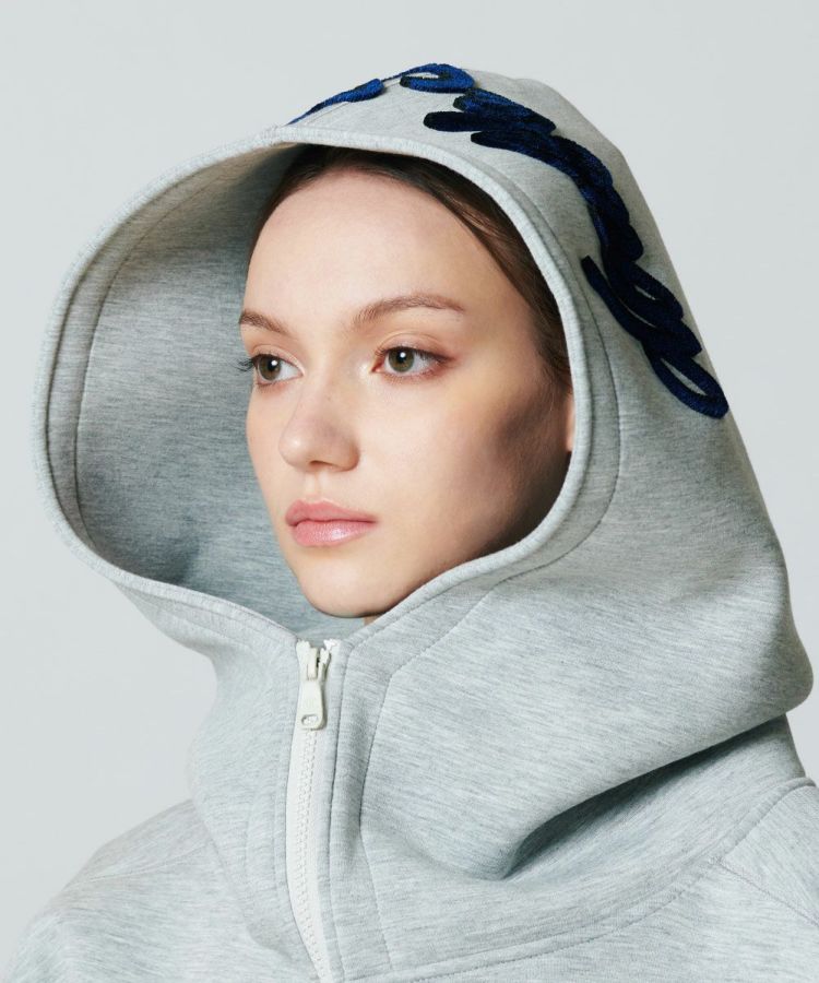 ESSENTIAL / ダンボールロゴジップフーディー(WEB限定) TOPS Night