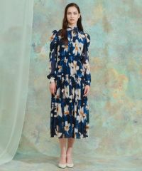 【美品】CORCOVADO　ボウタイワンピース　36　総柄　ブルー　ホワイト現行 CORCOVADO / シフォンボウタイフラワードレス CORCOVADO Night STORE