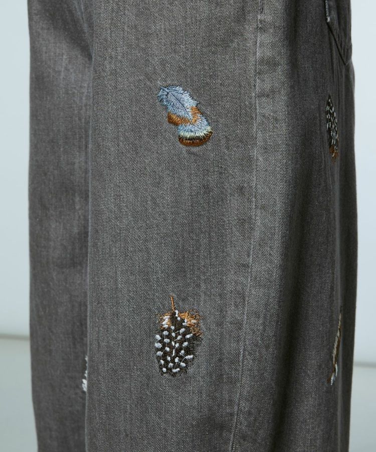 DSC / フェザー刺繍 デニムパンツ(予約) BOTTOMS Night STORE | ダブル