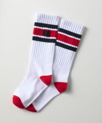 オフ×レッド×ネイビー